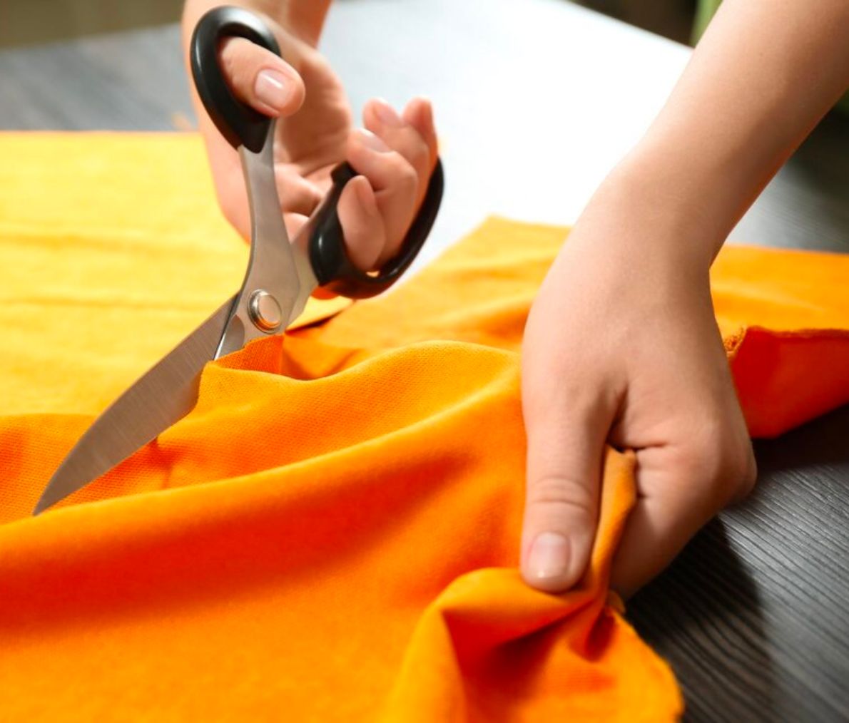 Start your clothing brand with Scott International